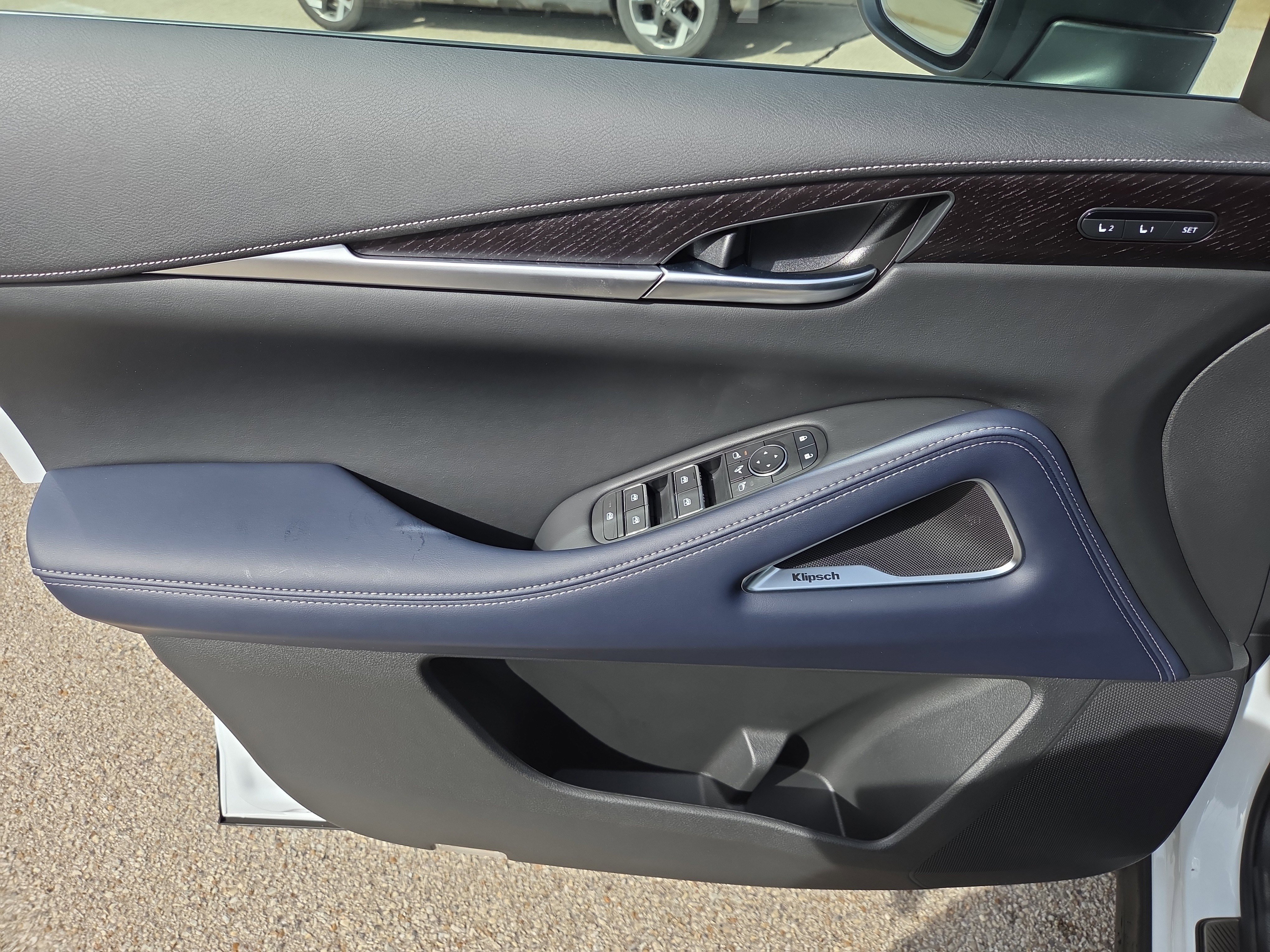 New 2026 INFINITI QX60 Sport w/ Dark Cargo Package image 5