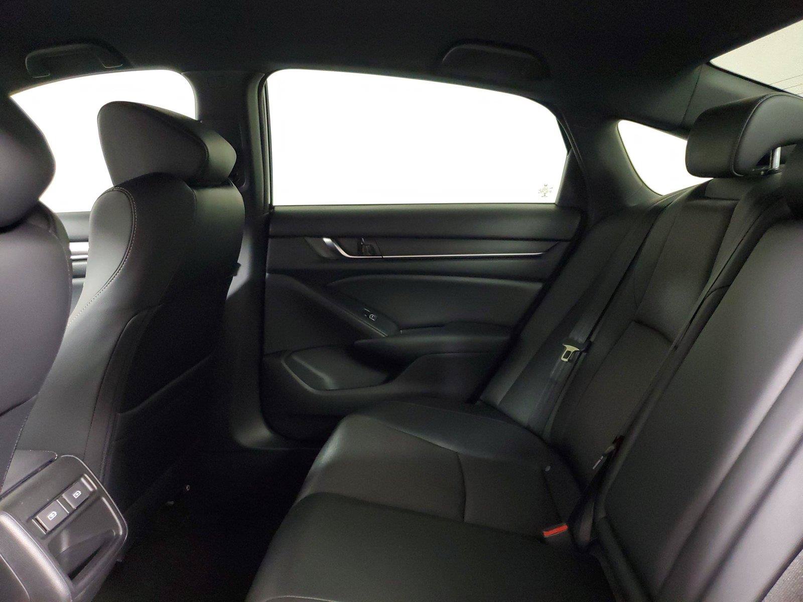 Used 2022 Honda Accord Sport image 8