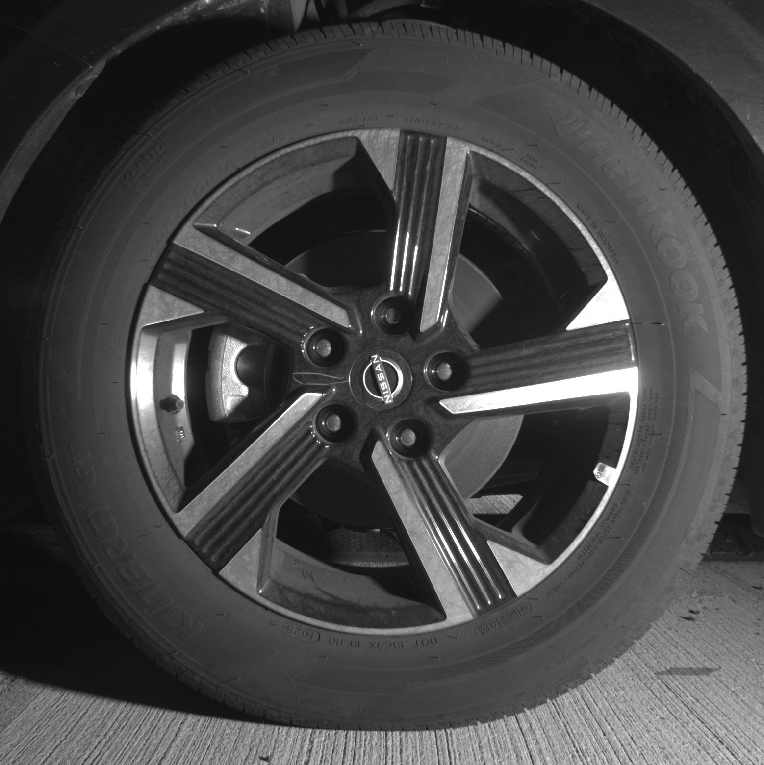 Used 2025 Nissan Sentra SV image 12