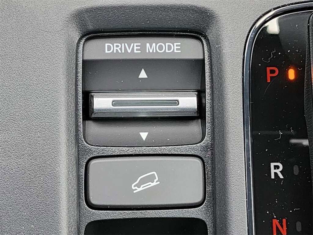 Used 2024 Honda CR-V Sport image 29