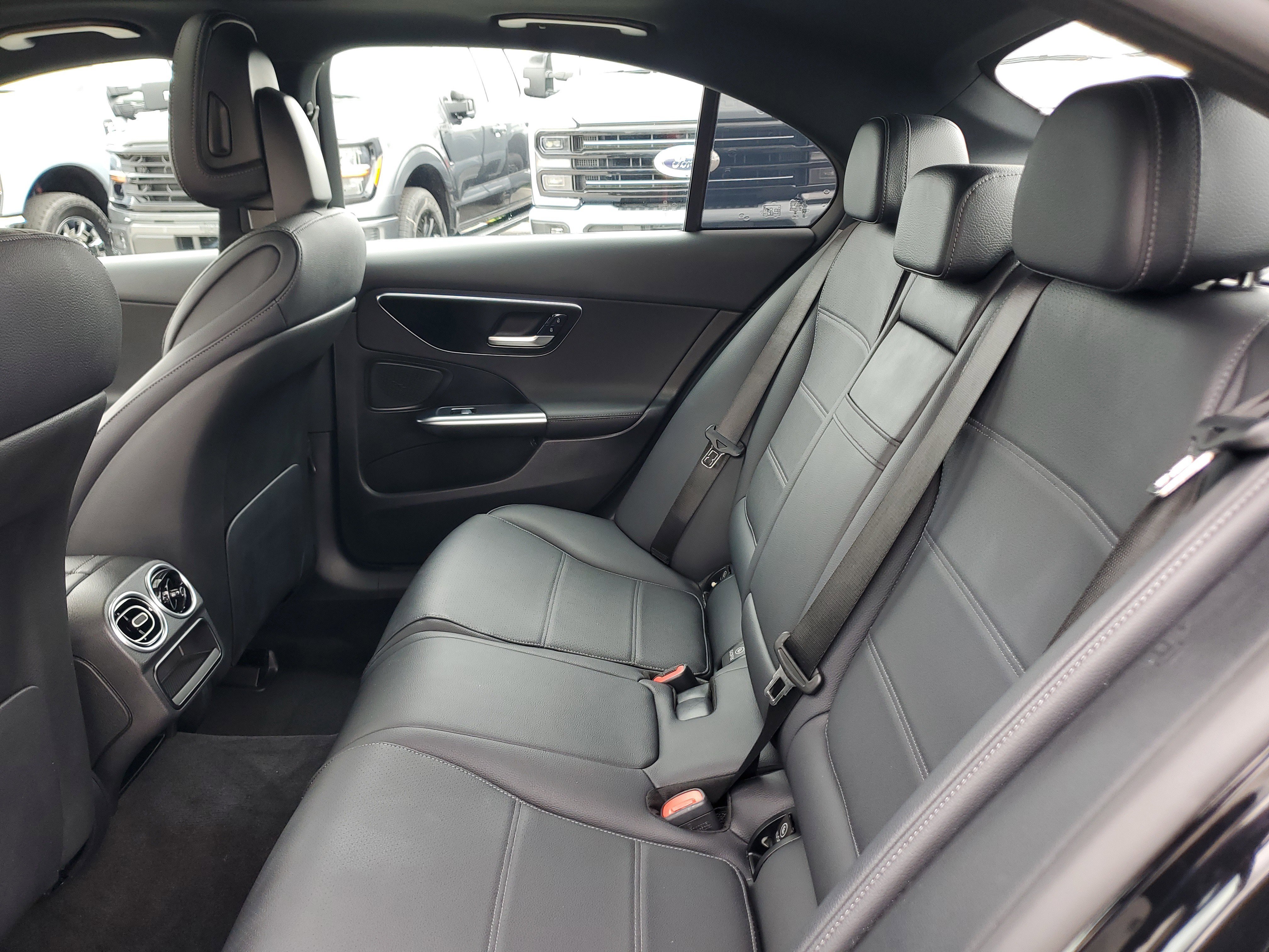 Used 2025 Mercedes-Benz C 300 Sedan image 13