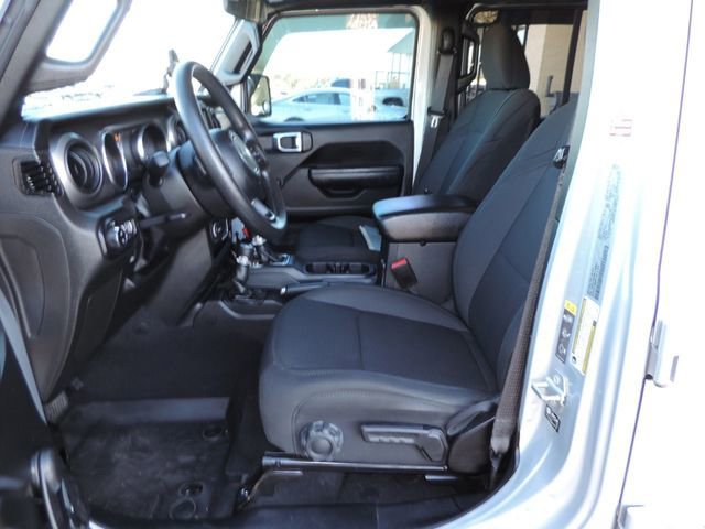 Used 2022 Jeep Gladiator Sport image 22