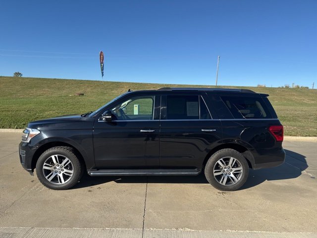 Used 2023 Ford Expedition Limited image 6