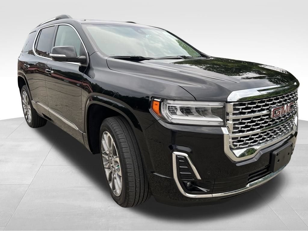 Used 2023 GMC Acadia Denali w/ Trailering Package AWD/4WD image 4