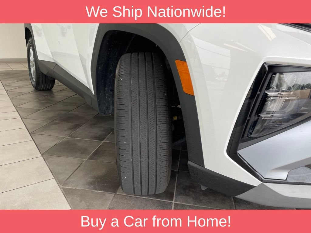 Used 2025 Hyundai Tucson SE AWD/4WD image 16