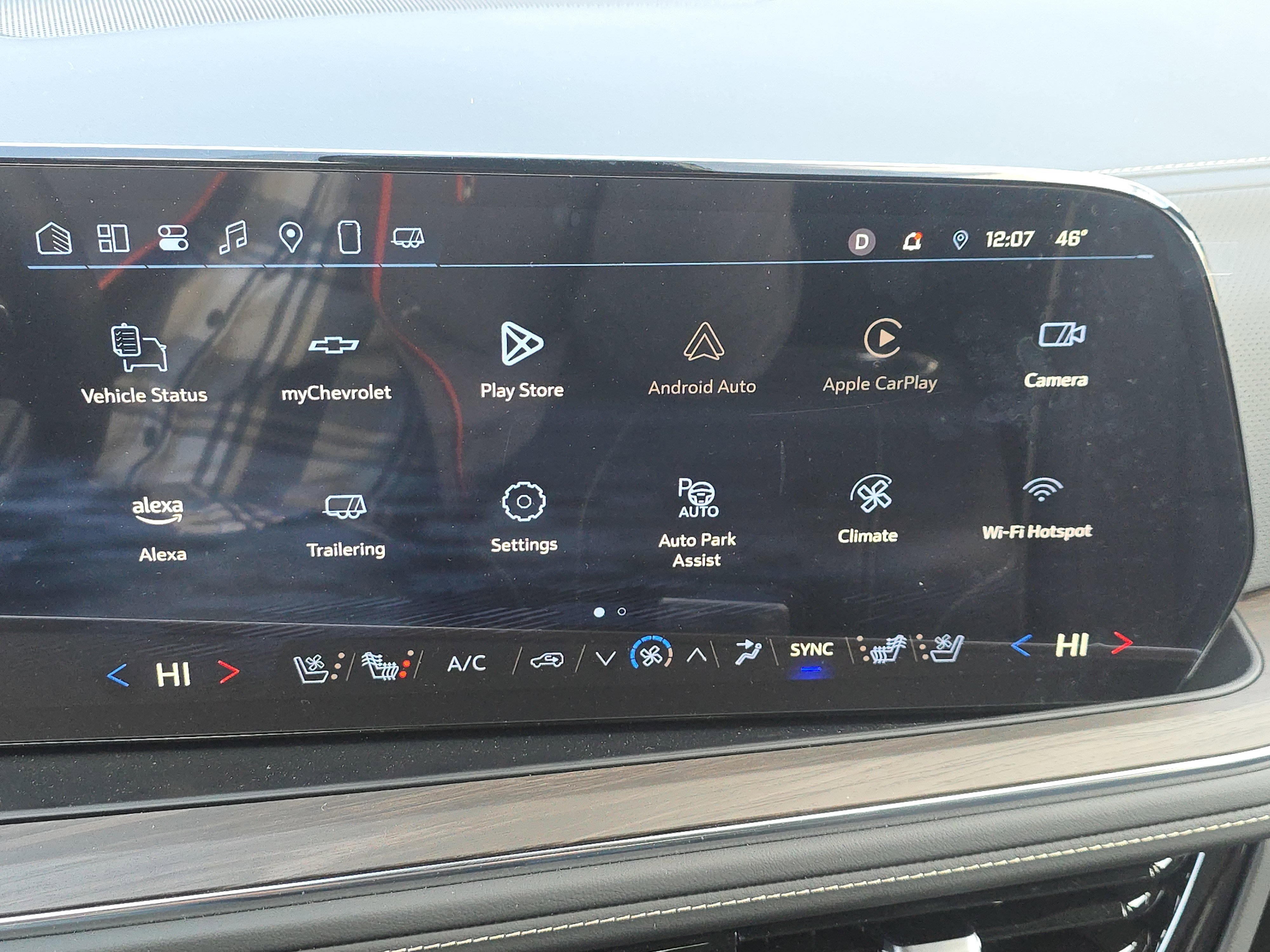 New 2025 Chevrolet Suburban Premier image 19