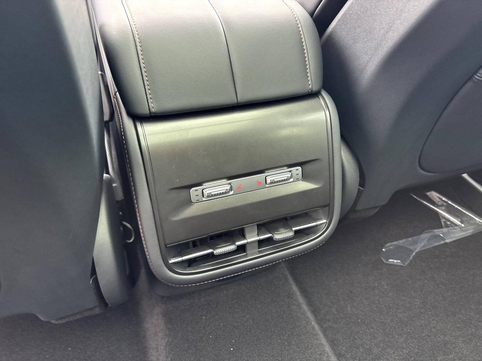 New 2026 Lincoln Nautilus Reserve AWD/4WD image 32
