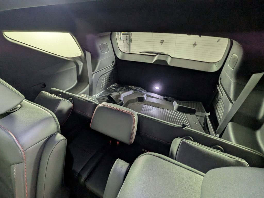 New 2026 Chevrolet Traverse Z71 w/ Enhanced Driving Package image 37