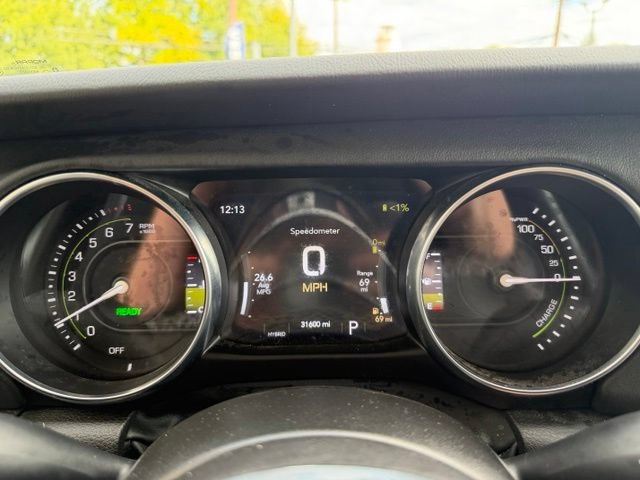 Used 2023 Jeep Wrangler Unlimited Sahara w/ Cold Weather Group AWD/4WD image 30