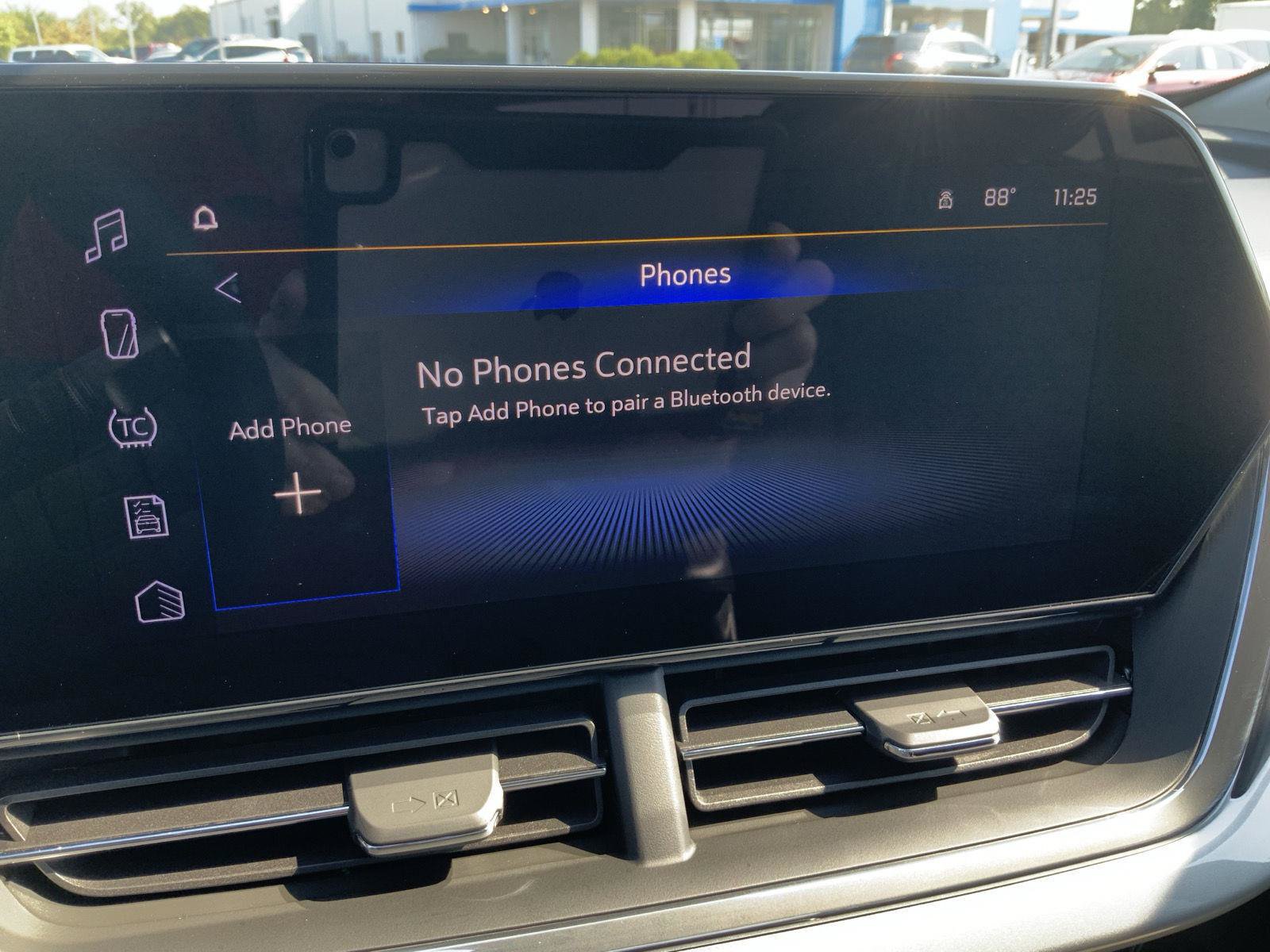 New 2026 Chevrolet Trax LT w/ Driver Confidence Package FWD image 31