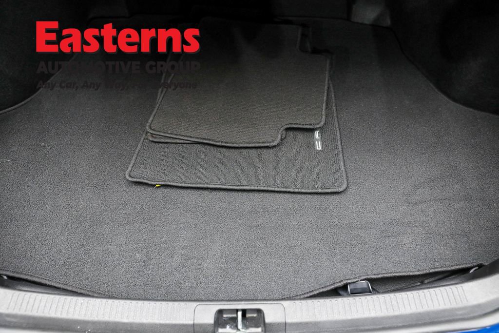 Used 2025 Toyota Camry LE w/ Convenience Package image 9