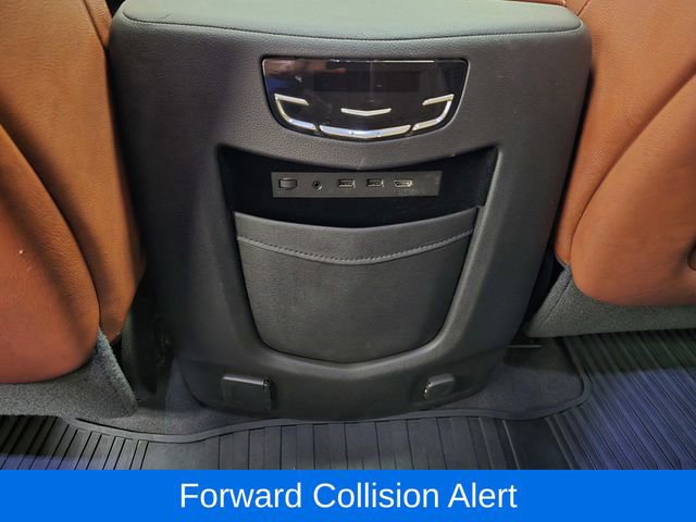 Used 2020 Cadillac Escalade Premium Luxury AWD/4WD image 33
