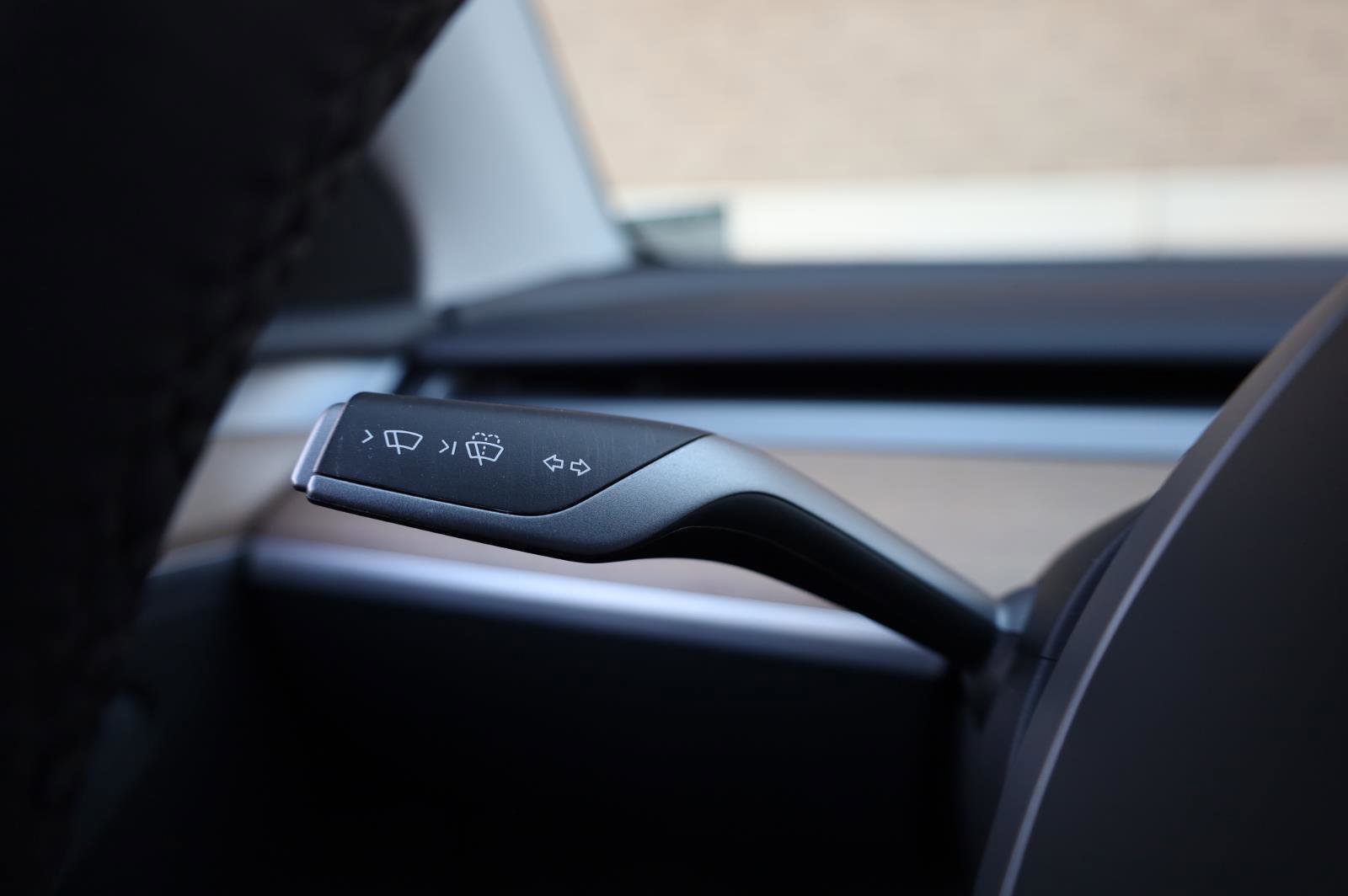 Used 2023 Tesla Model Y Long Range AWD/4WD image 34