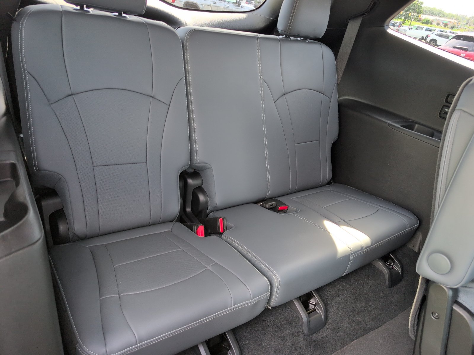 Used 2023 Buick Enclave Essence w/ Experience Buick Package FWD image 13