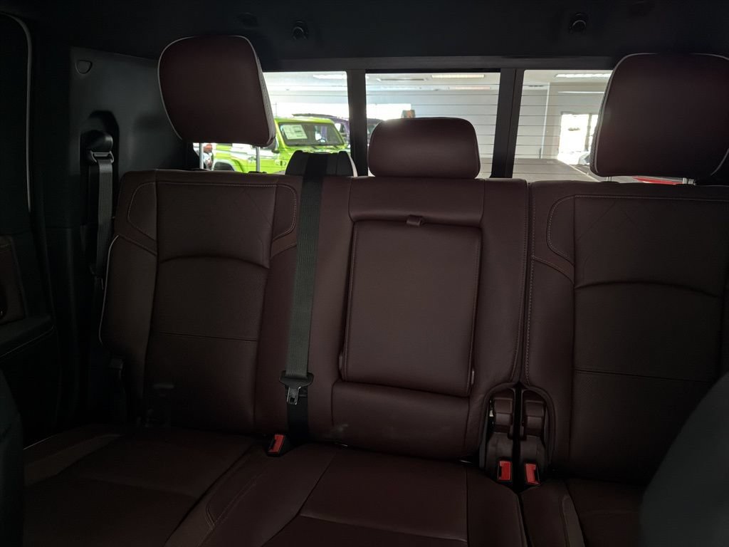 New 2026 RAM 2500 Limited AWD/4WD image 24