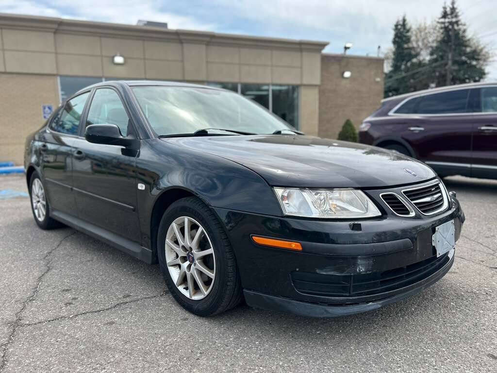 Used 2004 Saab 9-3 Linear FWD image 3