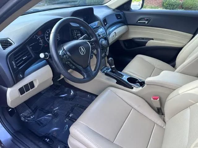 Used 2015 Acura ILX w/ Technology Package FWD image 5