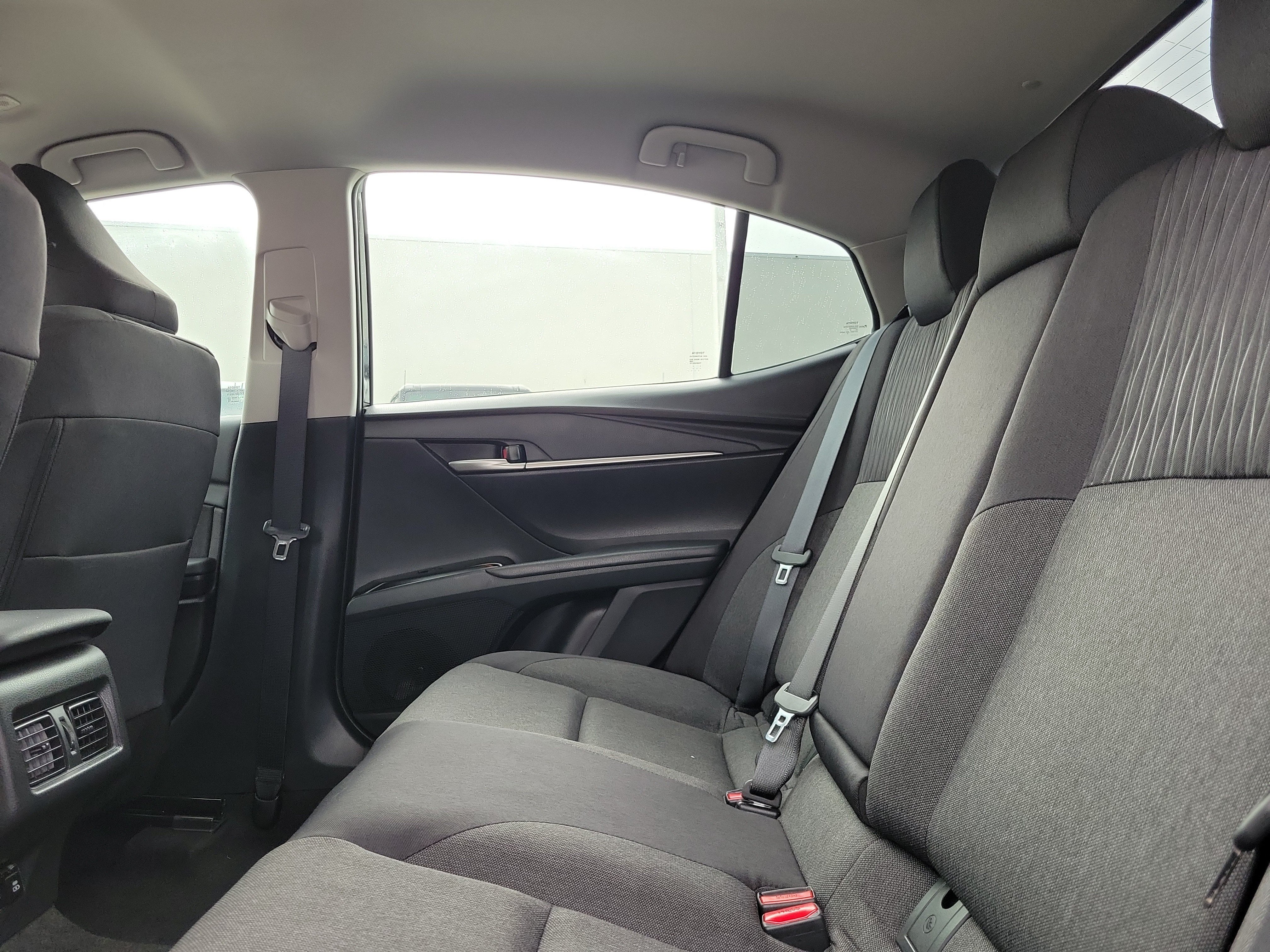 Used 2025 Toyota Camry LE w/ Convenience Package FWD image 14