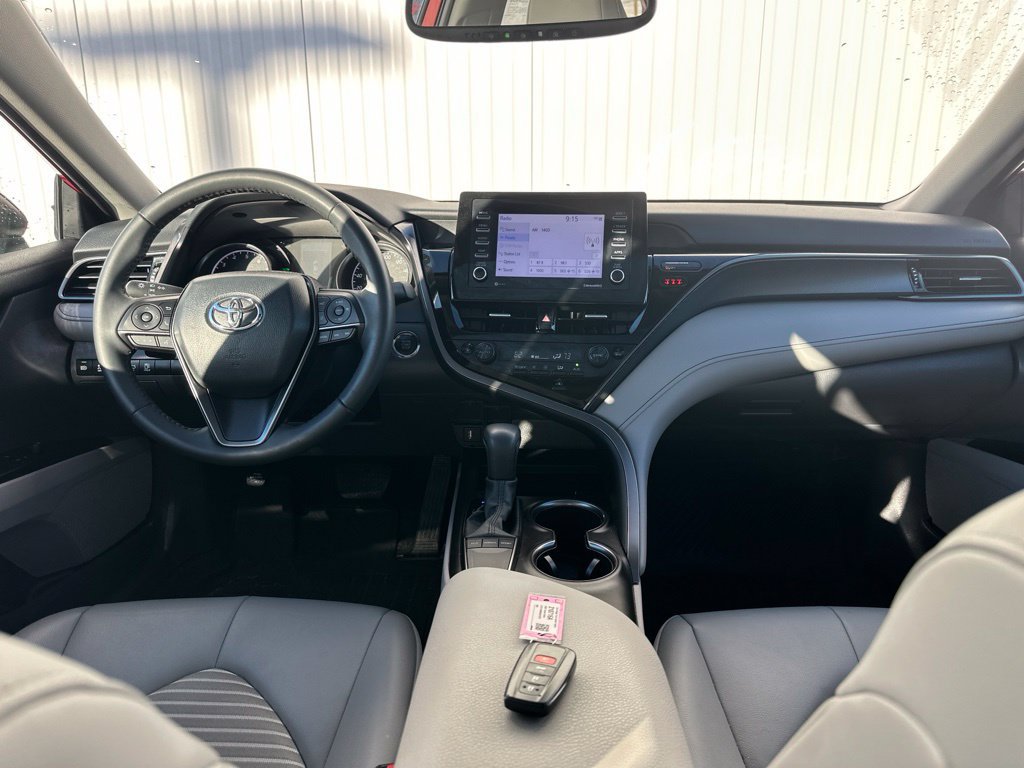 Used 2024 Toyota Camry SE w/ Convenience Package FWD image 30