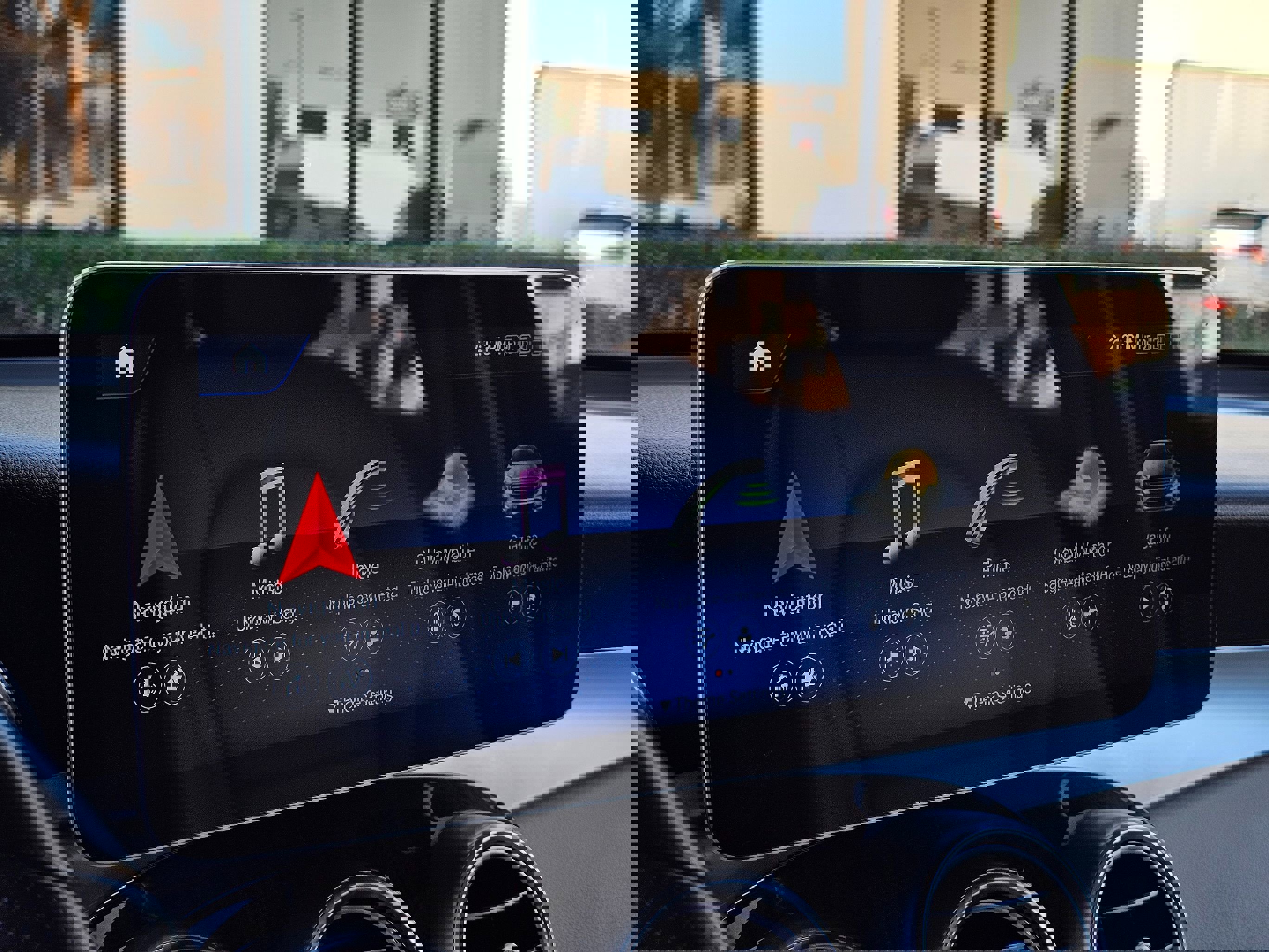 Used 2017 Mercedes-Benz GLC 300 4MATIC SUV image 35