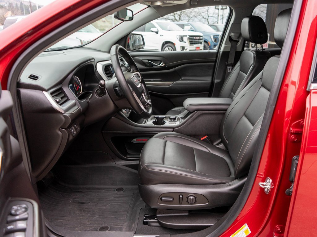 Used 2023 GMC Acadia SLT image 11