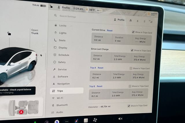 Used 2023 Tesla Model Y Long Range image 32