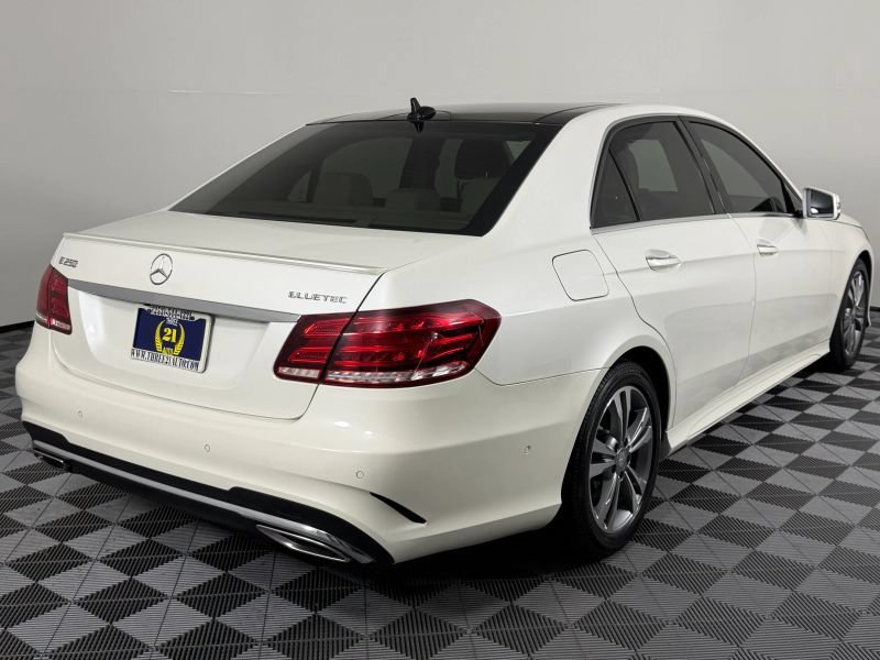 Used 2014 Mercedes-Benz E 250 BlueTEC 4MATIC Sedan image 58