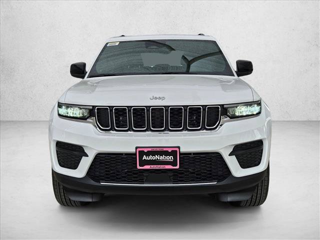 New 2026 Jeep Grand Cherokee Laredo RWD image 6
