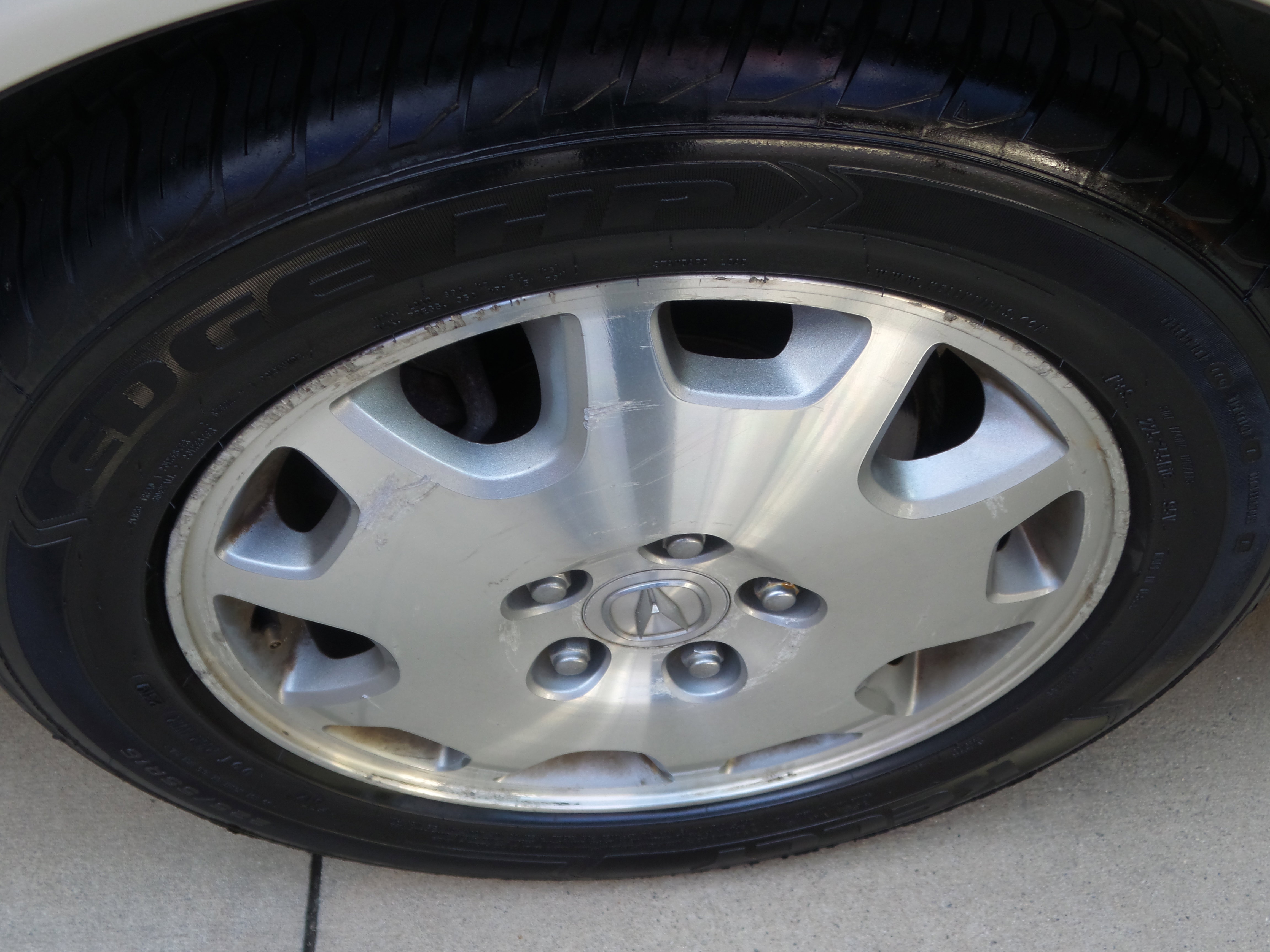 Used 2004 Acura RL image 39