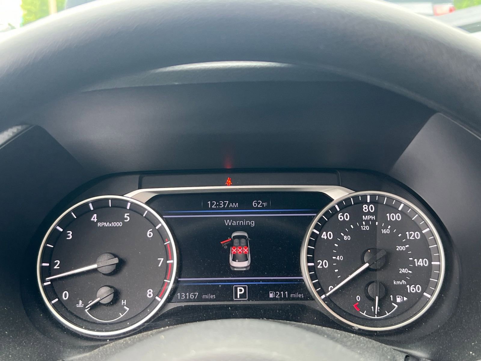 Used 2025 Nissan Sentra SV FWD image 35