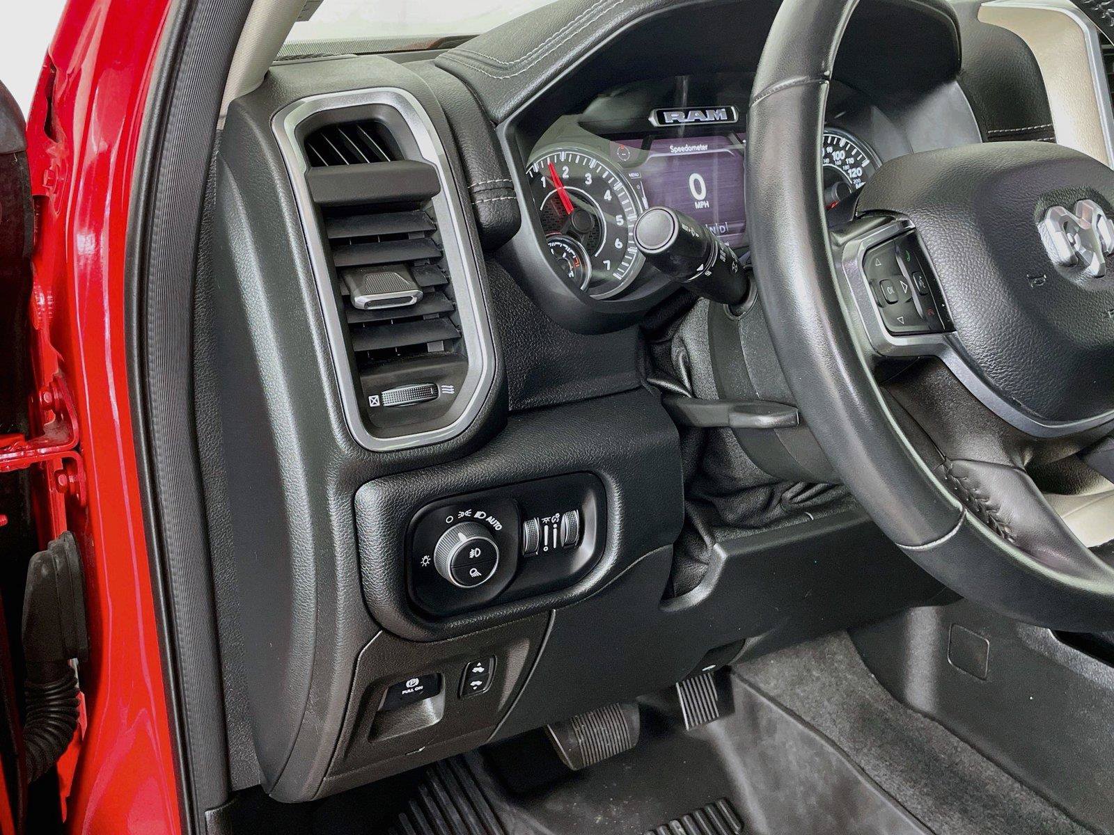Used 2022 RAM 1500 Laramie AWD/4WD image 13