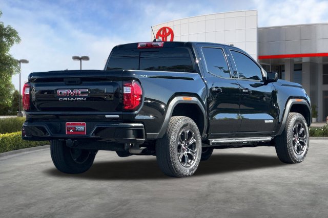 Used 2024 GMC Canyon Elevation w/ Elevation Premium Package AWD/4WD image 4