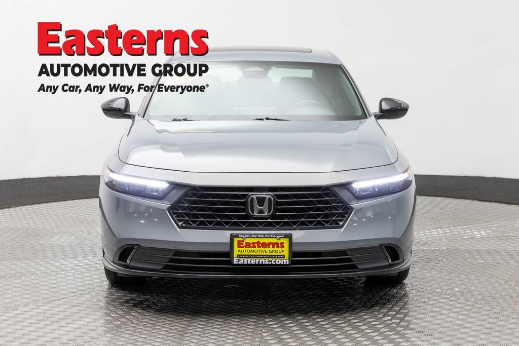 Used 2023 Honda Accord Sport image 2