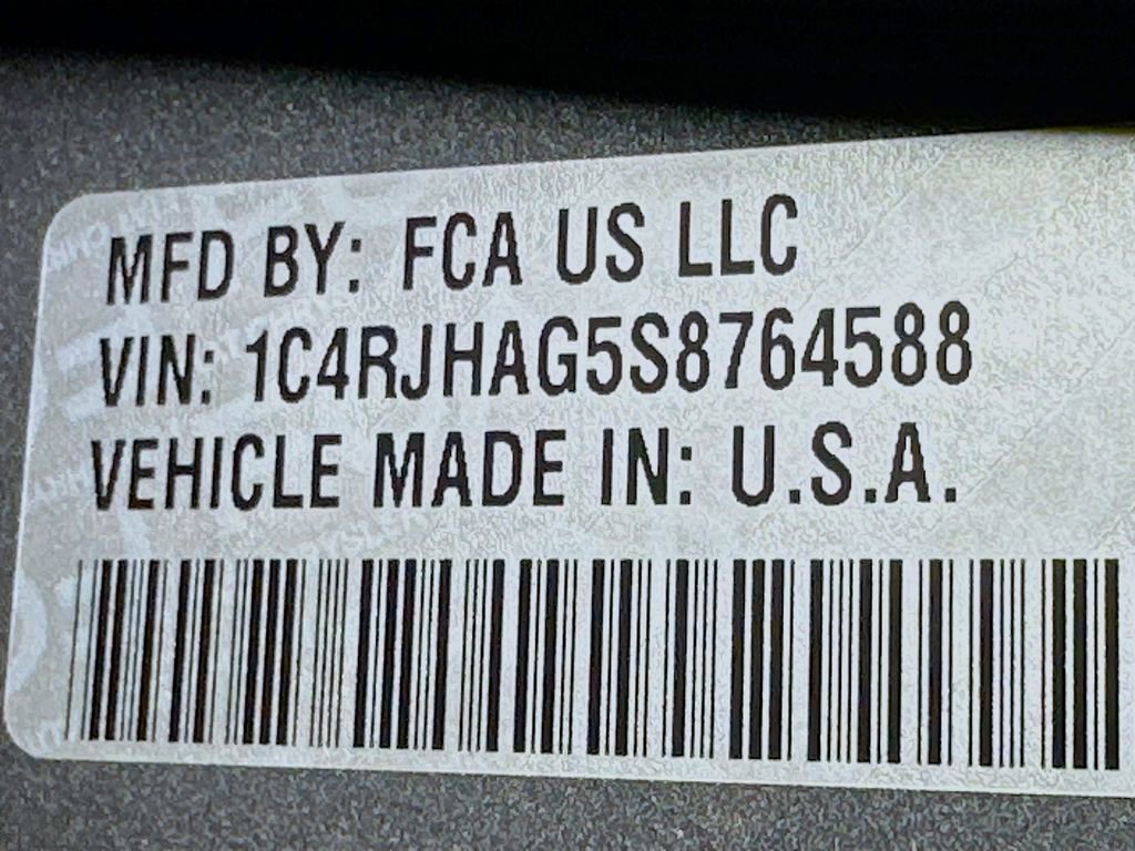 New 2025 Jeep Grand Cherokee 4WD image 17