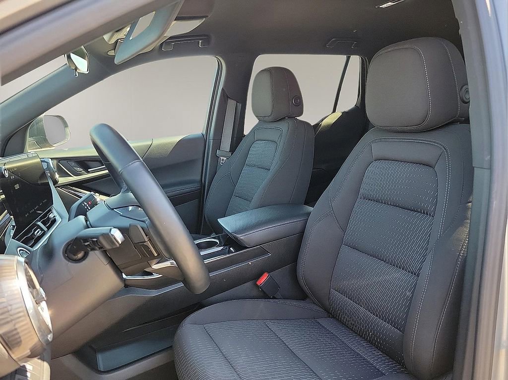 Used 2025 Chevrolet Equinox LT AWD/4WD image 11