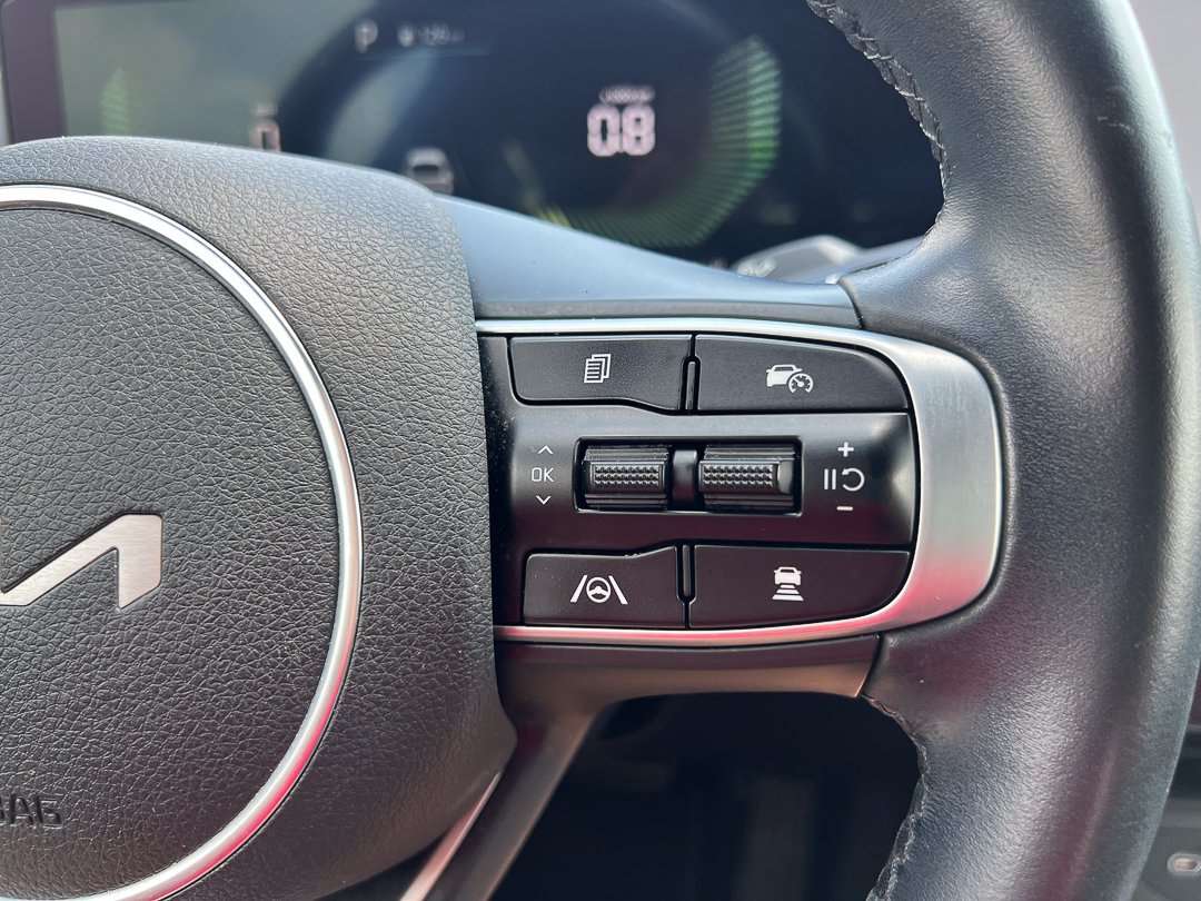 Used 2025 Kia K5 GT-Line w/ GT-Line Premium Package FWD image 18