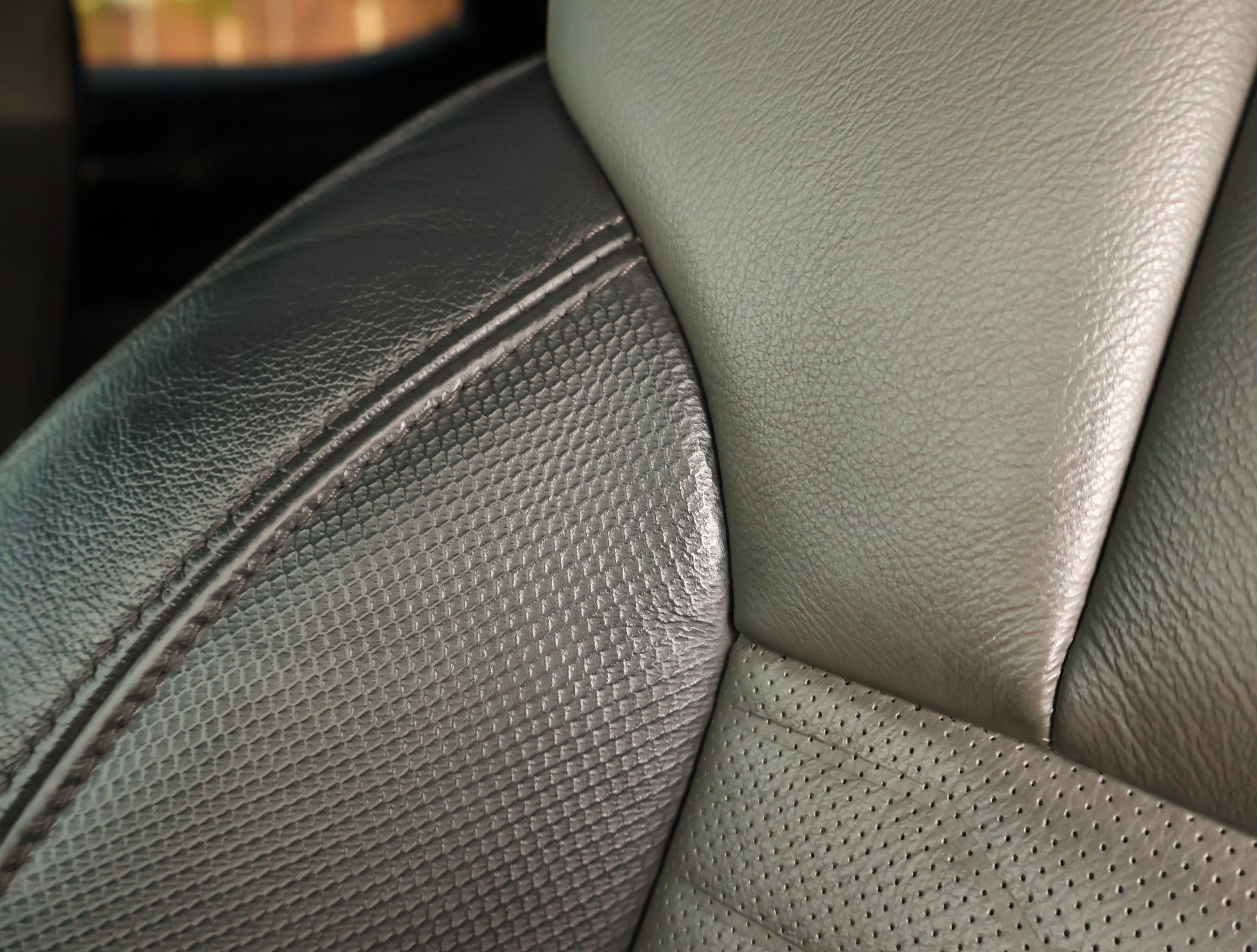 Used 2023 Chevrolet Silverado 1500 ZR2 w/ Technology Package image 13