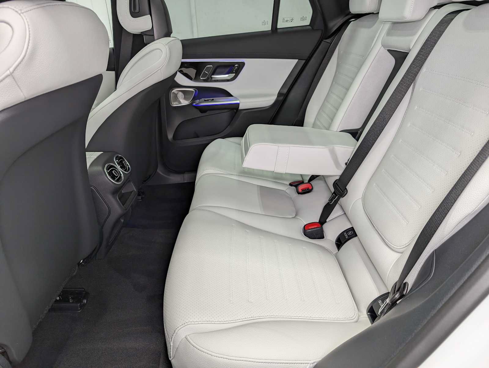 New 2027 Mercedes-Benz GLC 300 4MATIC image 20