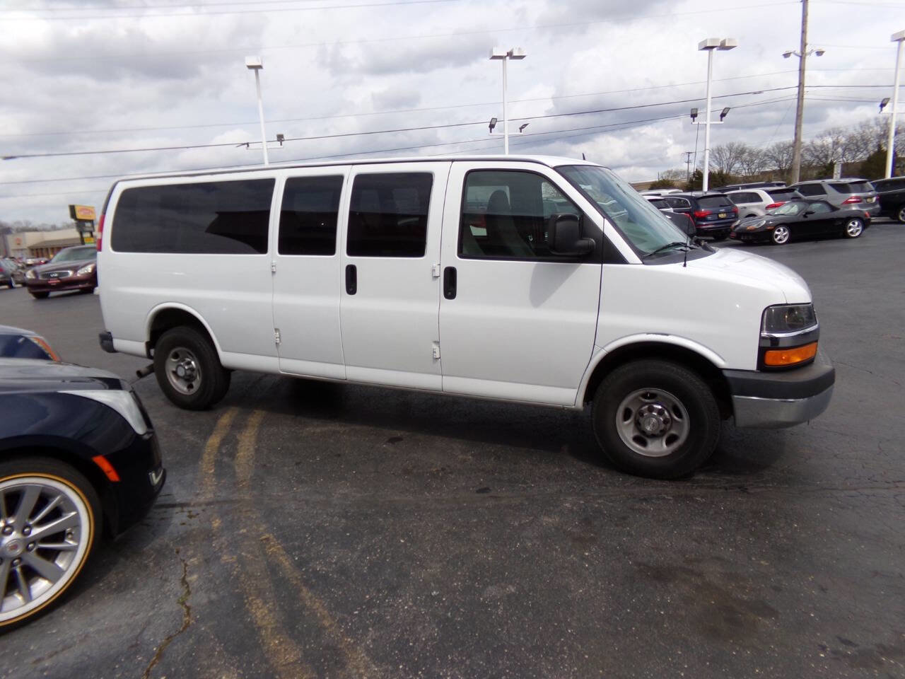 Used 2013 Chevrolet Express 3500 LT w/ LT Preferred Equipment Group RWD image 39