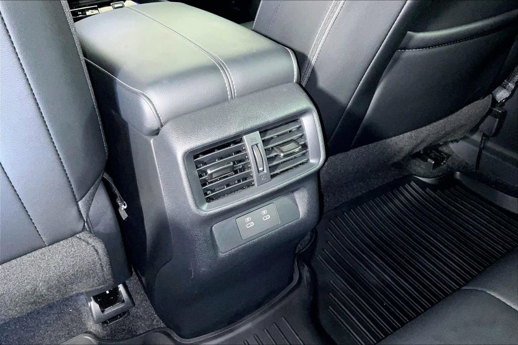 Certified 2025 Nissan Murano SL image 34