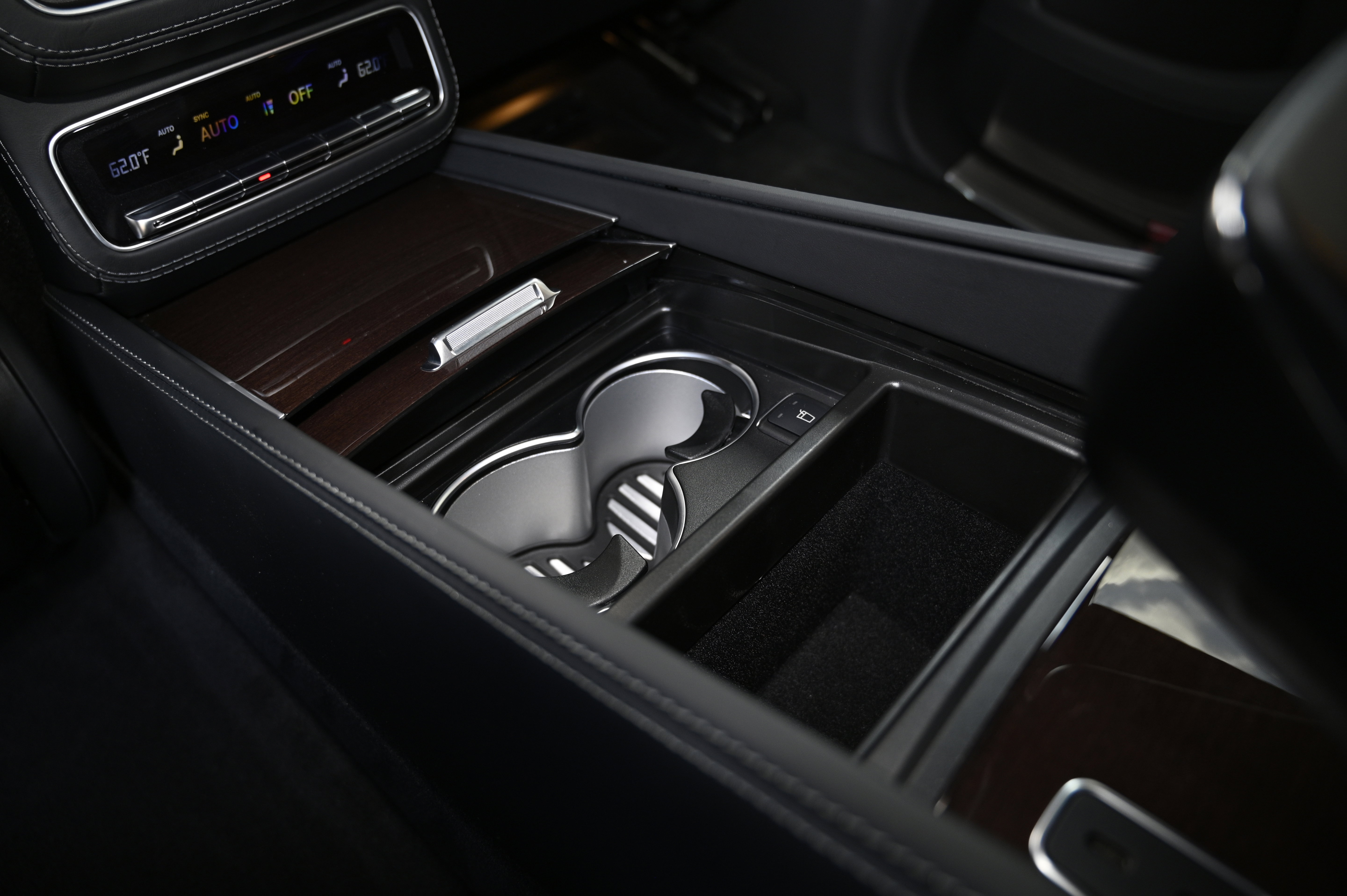 Used 2023 Mercedes-Benz Maybach GLS 600 4MATIC image 47