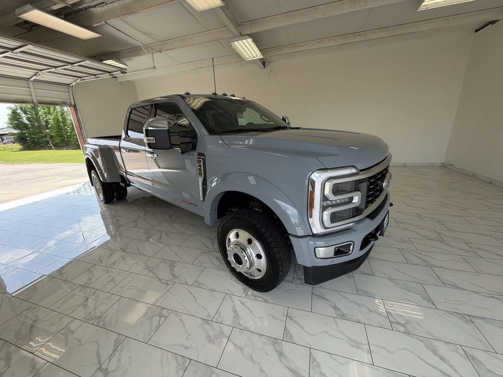 Used 2026 Ford F450 Lariat AWD/4WD image 2