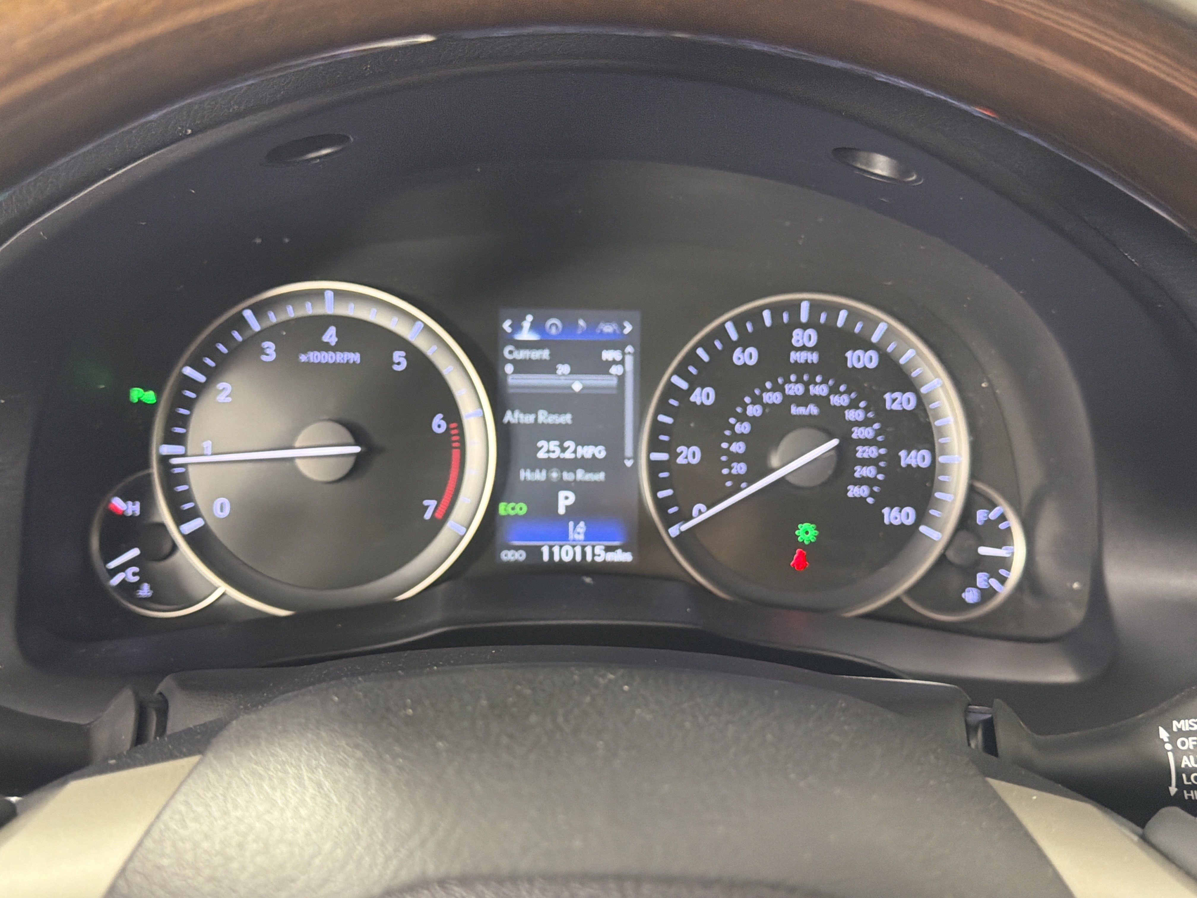 Used 2018 Lexus ES 350 w/ Luxury Package w/Wood Trim image 16