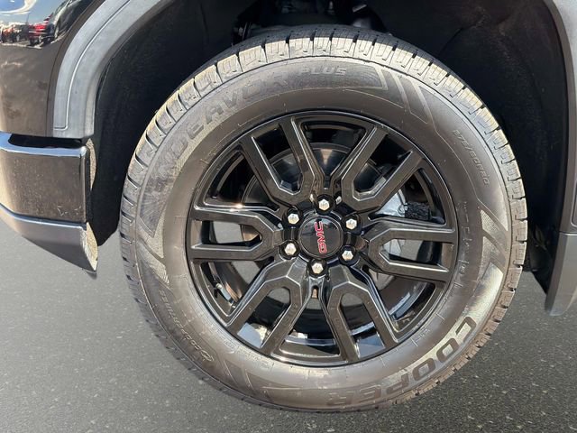 Used 2022 GMC Sierra 1500 Elevation w/ X31 Off-Road Package AWD/4WD image 10