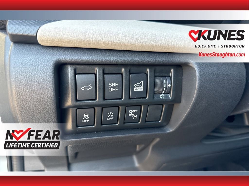 Used 2024 Subaru Forester Limited image 25