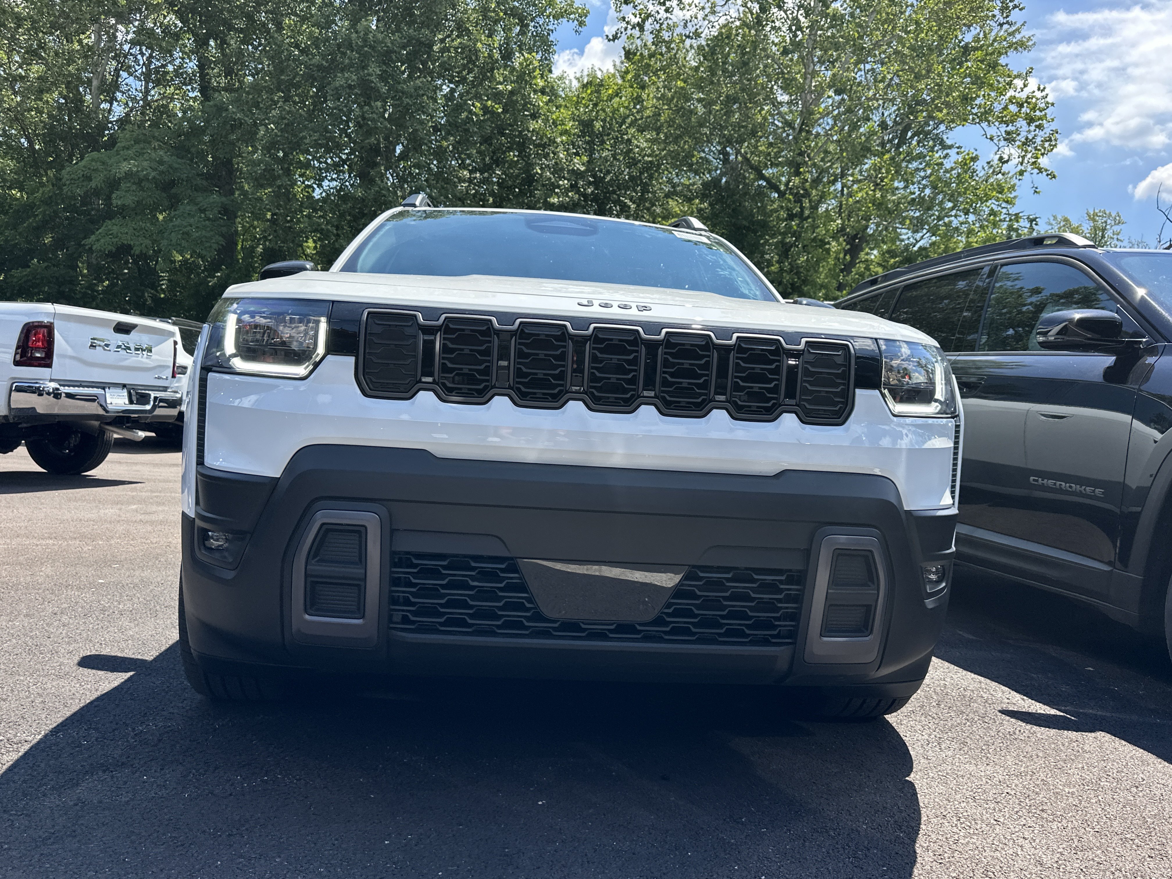 New 2026 Jeep Cherokee Overland AWD/4WD image 22