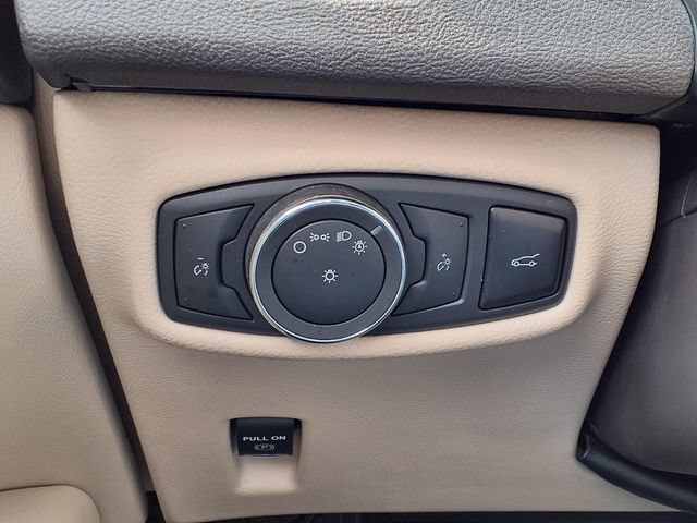 Used 2016 Lincoln MKZ w/ Equipment Group 300A Reserve FWD image 16