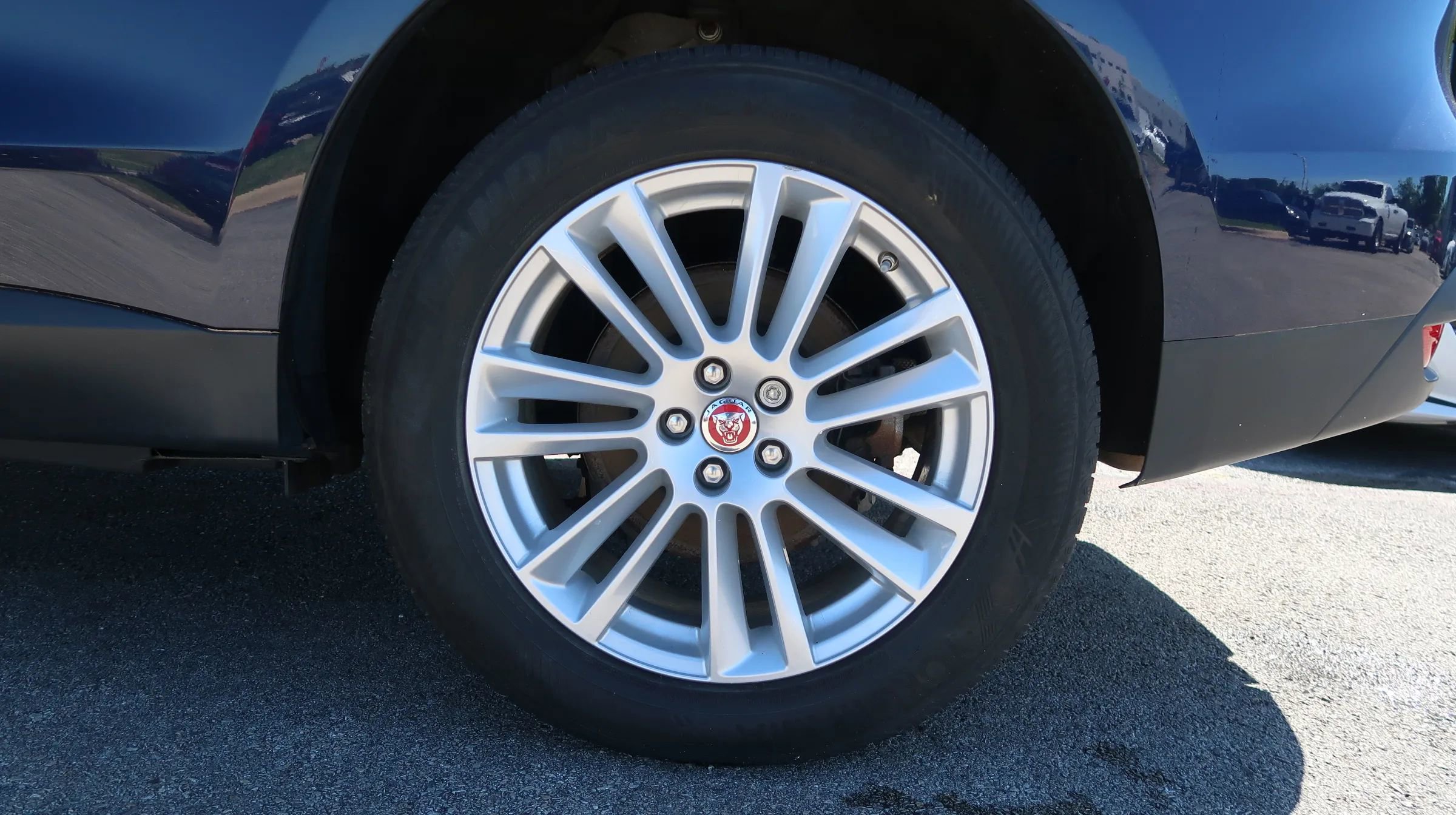Used 2019 Jaguar F-PACE Prestige AWD/4WD image 28