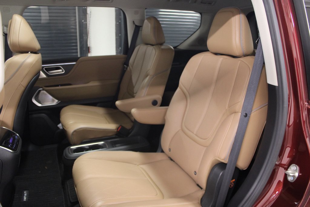 Certified 2025 INFINITI QX80 Sensory AWD/4WD image 37