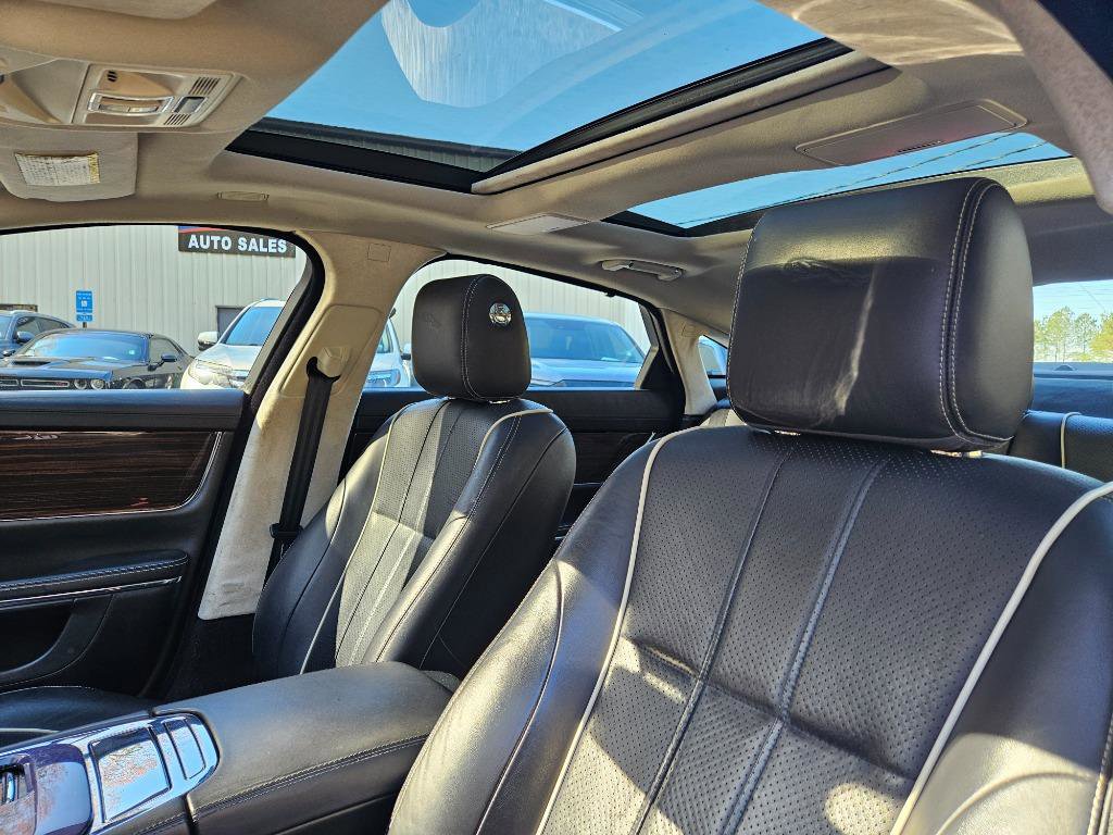 Used 2013 Jaguar XJ L Portfolio image 12